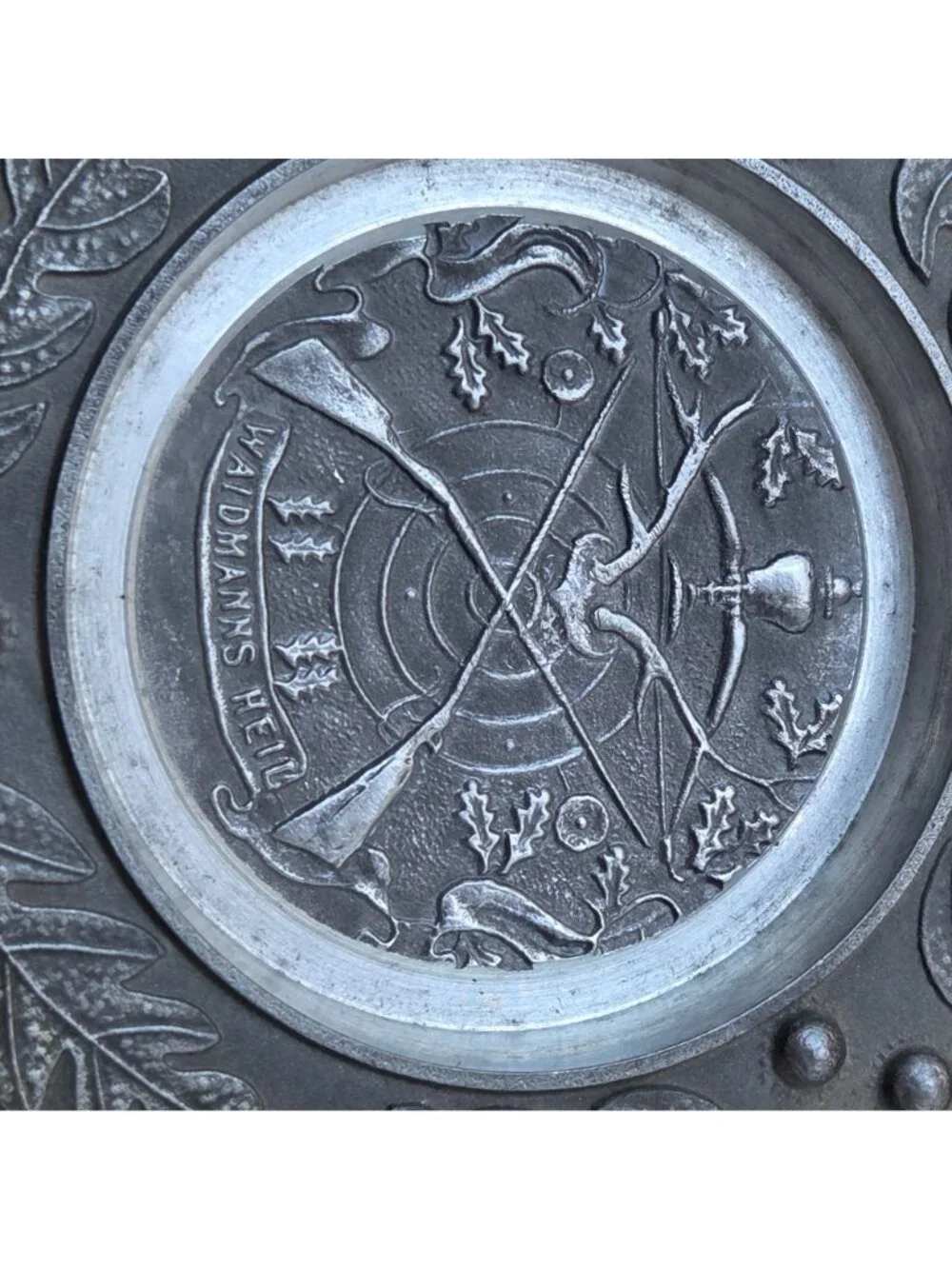 Grenningloh German Pewter Hunting Plates Waidmannsheil Rifles Set of 2